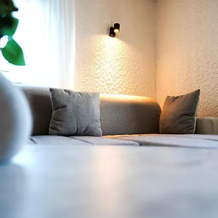 Geraeumige 120qm Maisonette Mit Balkon Wehome Komfort Appartement