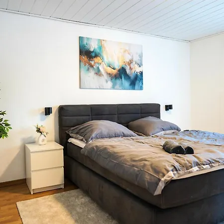 Geraeumige 120qm Maisonette Mit Balkon Wehome Komfort *