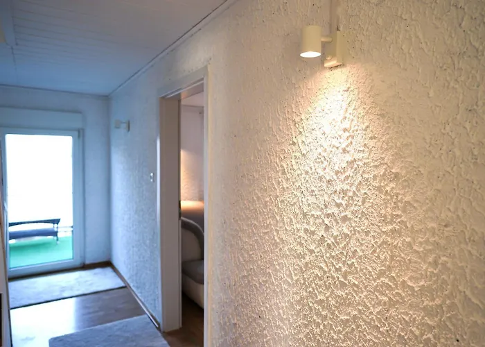 Apartamento Geraeumige 120qm Maisonette Mit Balkon Wehome Komfort