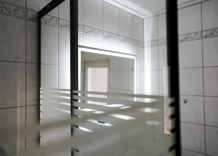 Geraeumige 120qm Maisonette Mit Balkon Wehome Komfort *