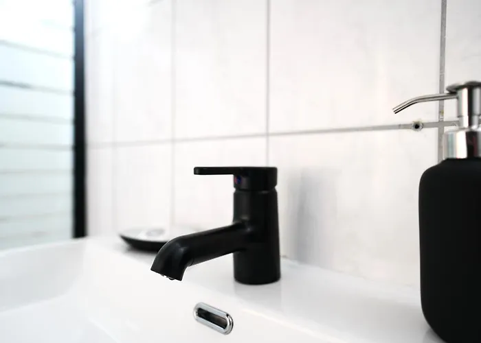 Geraeumige 120qm Maisonette Mit Balkon Wehome Komfort