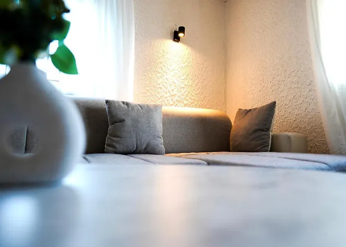 Geraeumige 120qm Maisonette Mit Balkon Wehome Komfort Apartamento