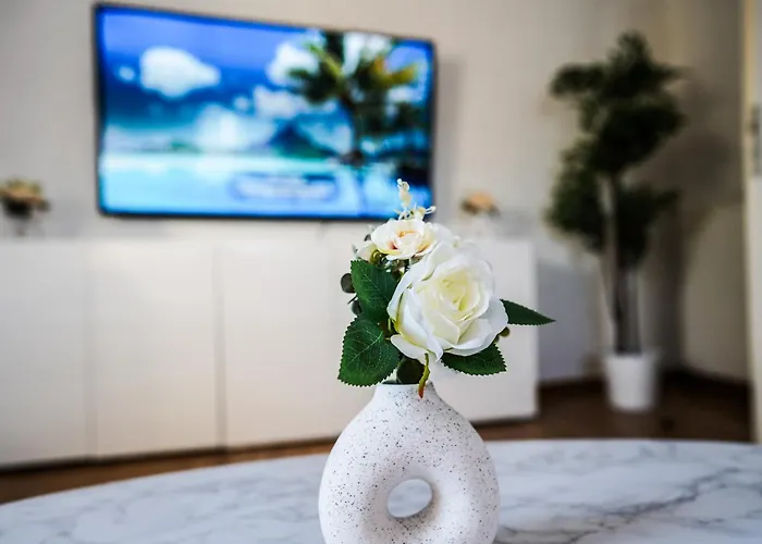 Apartamento Geraeumige 120qm Maisonette Mit Balkon Wehome Komfort Kaiserslautern