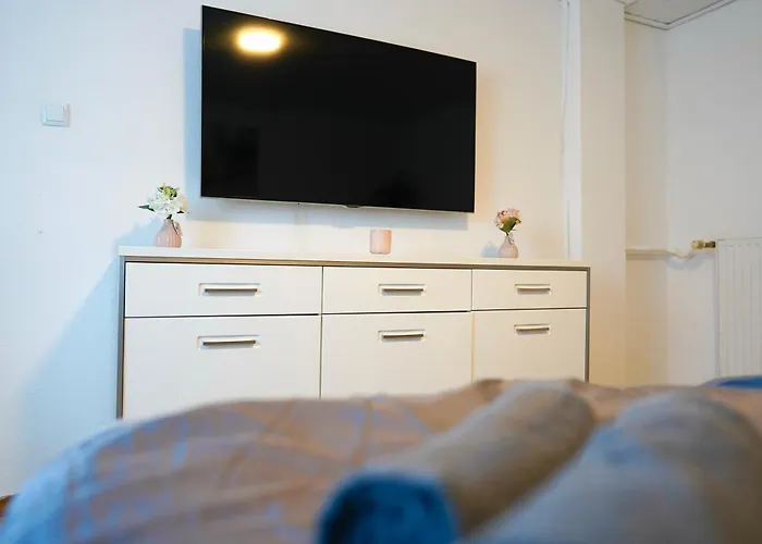 Geraeumige 120qm Maisonette Mit Balkon Wehome Komfort Apartamento